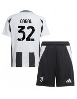 Juventus Juan Cabal #32 Domácí dres pro děti 2024-25 Krátký Rukáv (+ trenýrky)